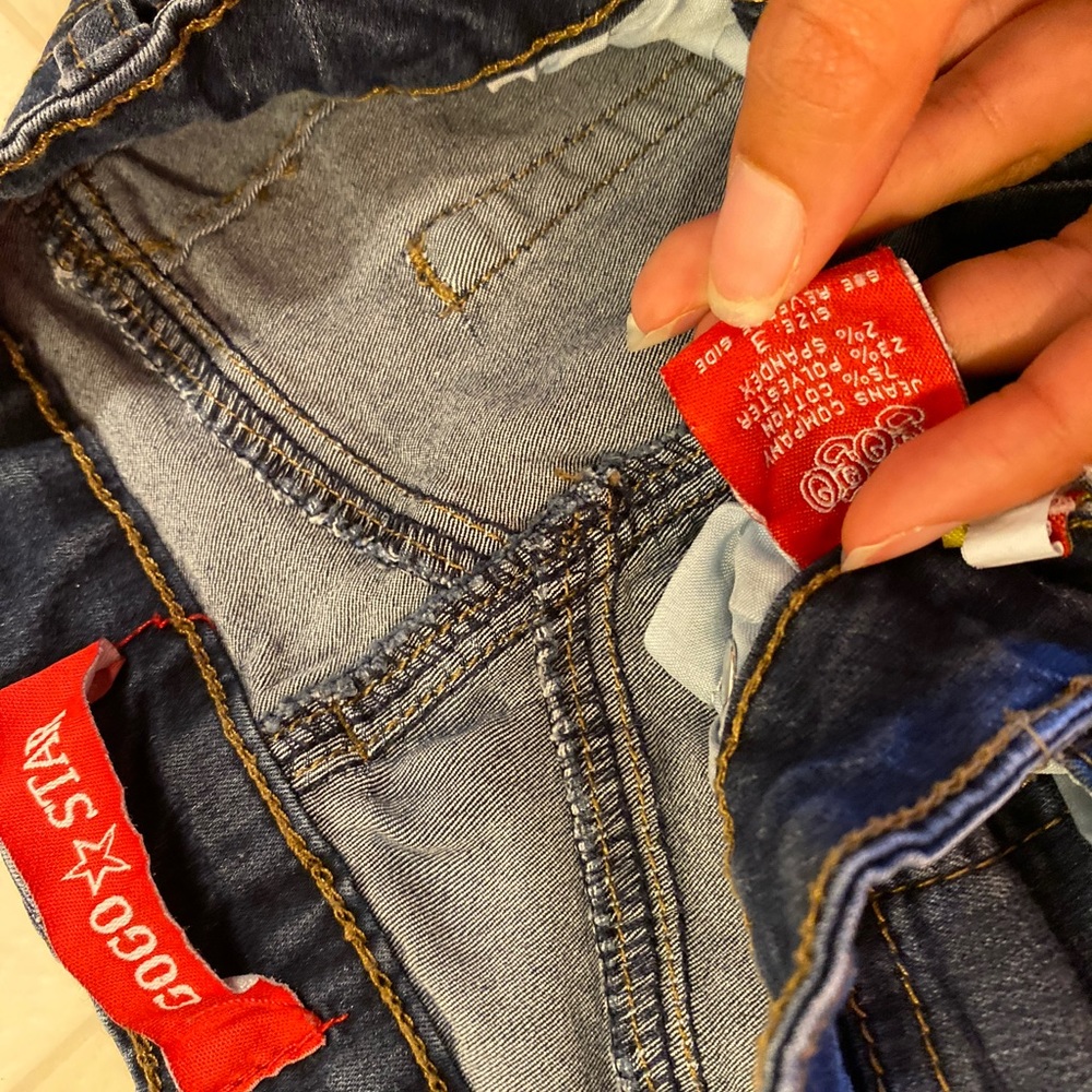 Jeans - Picture 3 of 4